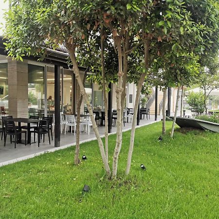 דיוויאקה Hotel Pelikan מראה חיצוני תמונה