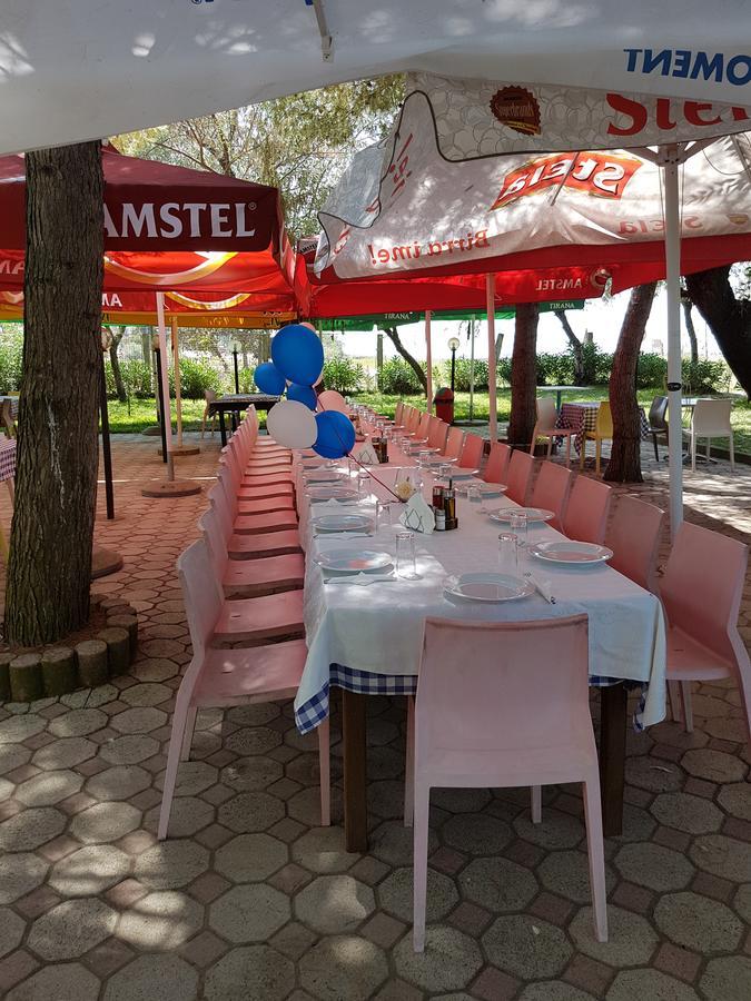 דיוויאקה Hotel Pelikan מראה חיצוני תמונה