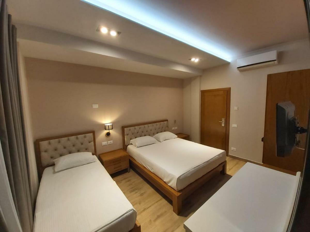 דיוויאקה Hotel Pelikan מראה חיצוני תמונה